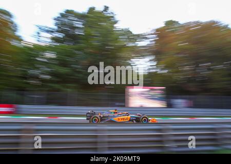 Daniel Ricciardo (AUS) McLaren MCL36 während der Qualifikation der FORMEL 1 PIRELLI GRAN PREMIO D'ITALIA 2022 Stockfoto