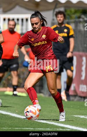 10.. September 2022; Stadio Tre Fontane, Rom, Italien: Serie A Frauenfußball ALS Roma gegen AC Mailand: Annamaria Serturini von AS Roma Stockfoto