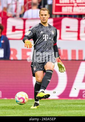 München, Deutschland. 10. September 2022. Manuel NEUER, Torwart FCB 1 im Spiel FC BAYERN MÜNCHEN - VFB STUTTGART 2-2 1.Deutsche Fußballliga am 10. September 2022 in München, Deutschland. Saison 2022/2023, Spieltag 6, 1.Bundesliga, FCB, München, 6.Spieltag Credit: Peter Schatz/Alamy Live News Stockfoto