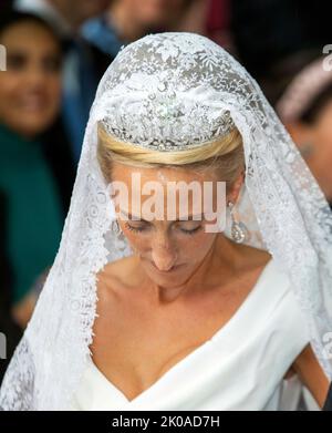 Brussel, Belgien. 10. September 2022. Prinzessin Maria Laura von Belgien verlässt am 10. September 2022 nach der Hochzeit mit William Isvy den Sint-Michiels-en-Sint-Goedelekathedral in Brussel.Quelle: Albert Nieboer/Netherlands OUT/Point de Vue OUT/dpa/Alamy Live News Stockfoto