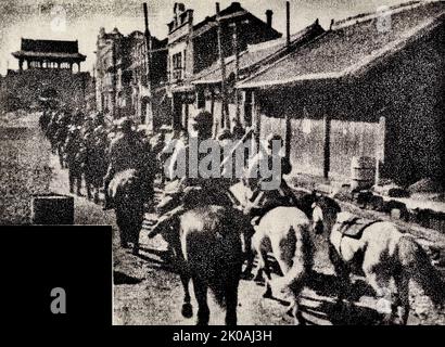 Japanische Invasoren drangen durch das Westtor in die chinesische Stadt Shenyang ein. Dies wurde später als der Mukden-Vorfall oder der mandschurische Vorfall bezeichnet, als Vorwand für die japanische Invasion der Mandschurei im Jahr 1931. Stockfoto