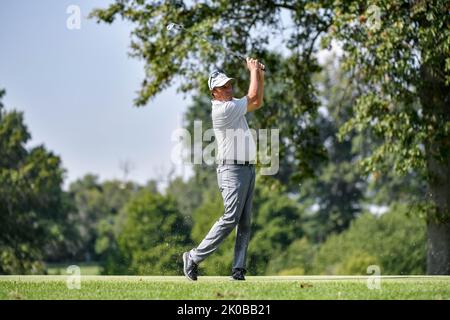 Jennings, Missouri, USA . 10. September 2022: Golfer Stephen Ames trifft vom Fairway 3. während der zweiten Runde des Ascension Charity Classic im Norwood Hills Country Club in Jennings, MO Richard Ulreich/CSM Credit: CAL Sport Media/Alamy Live News Stockfoto