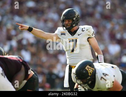 College Station, TX, USA. 10. September 2022. Appalachian State Quarterback Chase Brice (7) während eines College-Fußballspiels zwischen Texas A&M und Appalachian State am 10. September. 2022 in College Station, Texas. Nicht rangierte Appalachian State Unreed No. 6 Texas A&M 17-14. (Bild: © Scott Coleman/ZUMA Press Wire) Stockfoto