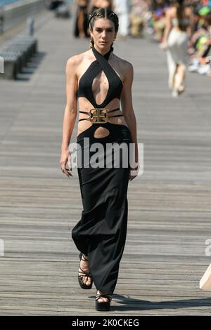 New Yoork, Vereinigte Staaten. 09. September 2022. BRONX UND BANCO SS23 starten während der New York Fashion Week am 2022. September - New York, USA. 09/09/2022 Credit: dpa/Alamy Live News Stockfoto