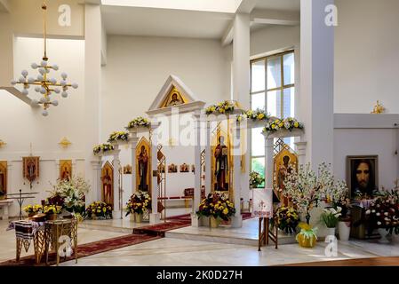 Innenraum der Kirche des heiligen Basilius des Großen in Kiew Ukraine Stockfoto