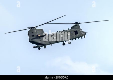 RAF HC6A Chinook Display, Bournemouth Air Show 2022, Großbritannien Stockfoto