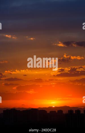 Wunderschöner Sonnenuntergang in Peking, China Stockfoto
