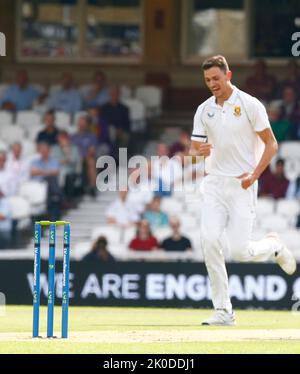 London, Großbritannien. 11. September 2022. Marco Jansen von der South AFICA feiert sein 5. Wicket of England's Ben Foakes (Surrey) während der Test Match Series (Tag 4 von 5 ) Spiel zwischen England und Südafrika auf dem Kia Oval Ground, am 101H. September 2022 in London, Großbritannien. Quelle: Action Foto Sport/Alamy Live News Stockfoto