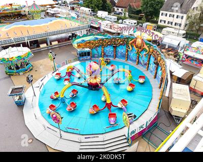 Pfaffenhofen a.D. Ilm, Deutschland. 11. September 2022. Volksfest Pfaffenhofen, ein bayerisches Volksfest am 11. September 2022 in Pfaffenhofen a.d.Ilm, Bayern, Deutschland. Quelle: Peter Schatz/Alamy Live News Stockfoto