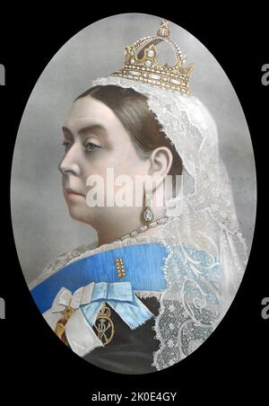 Victoria, Königin des Vereinigten Königreichs von Großbritannien und Irland von 1837 bis zu ihrem Tod im Jahr 1901. Am 1. Mai 1876 übernahm sie den zusätzlichen Titel der Kaiserin von Indien. Bekannt als die viktorianische Ära, war ihre Herrschaft von 63 Jahren und sieben Monaten länger als die ihrer Vorgänger. Stockfoto