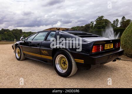 1985 Lotus Turbo Esprit ‘LOT 82T’ auf der Salon Privé Concours d’Elégance Motorshow, die am 4.. September 2022 im Blenheim Palace stattfand Stockfoto