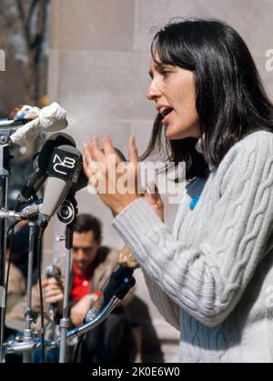 Joan Baez (geboren 1941), amerikanische Sängerin, Songwriterin, Musikerin und Aktivistin. Baez wurde mehr lautstark über ihre Ablehnung mit dem Vietnamkrieg. 1972. Stockfoto