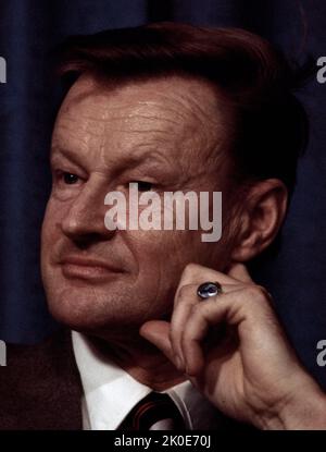 Zbigniew Kazimierz Brzezinski (1928 - 2017) polnisch-amerikanischer Diplomat und Politikwissenschaftler. Von 1966 bis 1968 war er Berater von Präsident Lyndon B. Johnson und von 1977 bis 1981 nationaler Sicherheitsberater von Präsident Jimmy Carter. Stockfoto