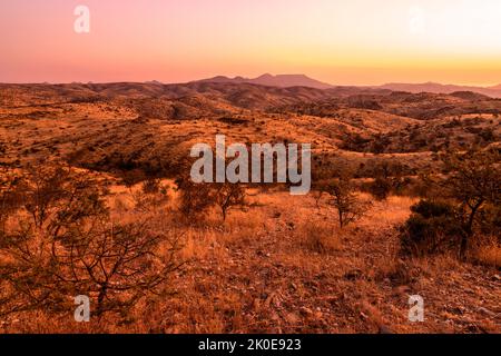 Abendliche Stimmung im Brandberg, Landschaft in Namibia Stockfoto