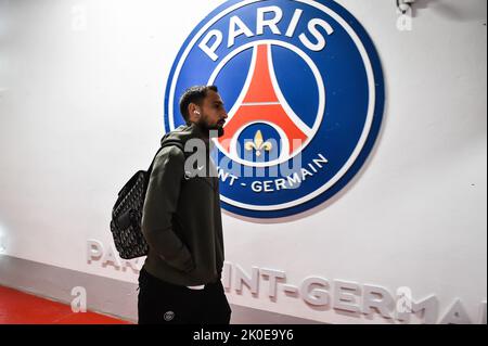 Paris, Frankreich, Frankreich. 10. September 2022. Gianluigi DONNARUMMA von PSG während des Ligue 1-Spiels zwischen Paris Saint-Germain (PSG) und Stade Brestois (Brest) am 10. September 2022 im Stadion Parc des Princes in Paris, Frankreich. (Bild: © Matthieu Mirville/ZUMA Press Wire) Bild: ZUMA Press, Inc./Alamy Live News Stockfoto