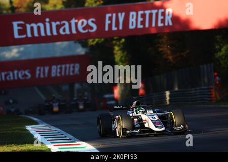 09 VESTI Frederik (dnk), ART Grand Prix, Dallara F2, Aktion während des 13.. Rennens der FIA Formel-2-Meisterschaft 2022, vom 9. Bis 11. September 2022 auf dem Autodromo Nazionale di Monza, in Monza, Italien - Foto: Eric Alonso/DPPI/LiveMedia Stockfoto