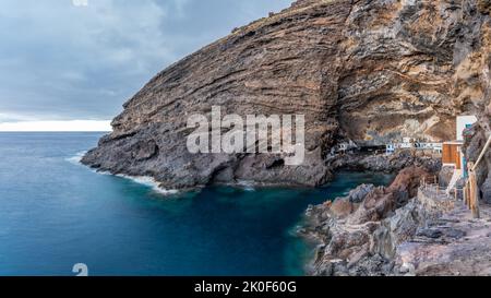 Piratenhöhle breites Panorama lange Exposition auf der Kanarischen Insel, Spanien Stockfoto