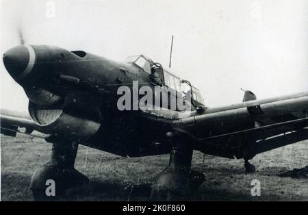 WW2 Vintage Foto des deutschen Fliegertauchbombers Junkers Ju-87 Stuka in URSS - zweiter Weltkrieg Stockfoto