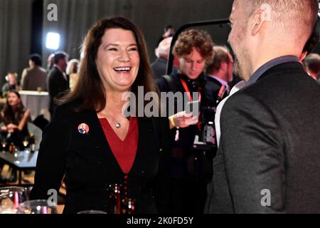 Stockholm, Sverige. 11. September 2022. Die Ministerin und sozialdemokratische Parteimitglied Ann Linde nimmt am Sonntagabend an der Wahlbeobachtungsveranstaltung der Partei im Waterfront Conference Center Stockholm Teil. Foto: Claudio Bresciani/TT kod 10090 Quelle: TT News Agency/Alamy Live News Stockfoto