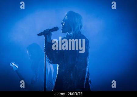 Roskilde, Dänemark. 30., Juni 2022. Die amerikanische Sängerin Sky Ferreira spielt ein Live-Konzert während des dänischen Musikfestivals Roskilde Festival 2022 in Roskilde. (Foto: Gonzales Photo - Thomas Rasmussen). Stockfoto