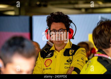 Monza, Italien, 11.. September 2022, Mattia Binotto am Renntag, 16. Lauf der Formel-1-Meisterschaft 2022. Kredit: Michael Potts/Alamy Live Nachrichten Stockfoto