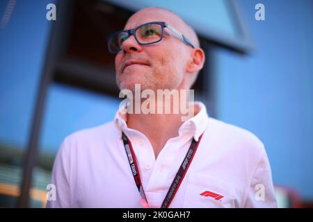 Monza, Italien. 27. Januar 2022. Jacques Villeneuve ehemaliger Fahrer bei sauber BMW, Williams und BAR, ehemaliger IndyCar-Fahrer und Gewinner des Indy 500 1995, Weltmeister 1997 mit Williams Renault, jetzt F1 TV-Kommentator beim italienischen GP, 8-11. September 2022 auf der Monza-Strecke, Formel 1 Weltmeisterschaft 2022. Kredit: Unabhängige Fotoagentur/Alamy Live Nachrichten Stockfoto