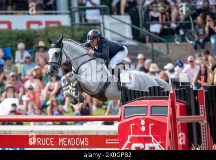 Calgary, Alberta, Kanada, 11. September 2022. Olivier Robert (FRA) mit Vangog du Mas Garnier, CSIO Spruce Meadows Masters, - CP Grand Prix Stockfoto