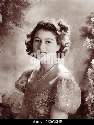 Die junge Prinzessin Elizabeth (später Königin Elizabeth II.) in einem Studioporträt von 1946 in der Nähe ihres Geburtstages von 20.. Stockfoto