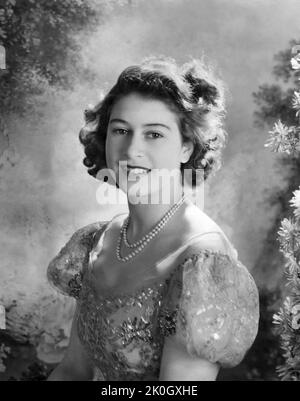 Die junge Prinzessin Elizabeth (später Königin Elizabeth II.) in einem Studioporträt von 1946 in der Nähe ihres Geburtstages von 20.. Stockfoto