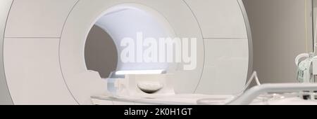 MRT-Magnetresonanztomographie im Krankenhaus Stockfoto