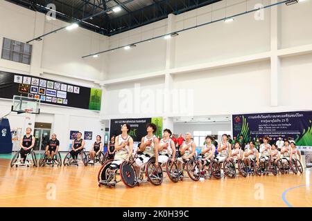 Phuket, Thailand. 11. September 2022. Männer U23 Japan Team Group (JPN) Rollstuhl-Basketball : 2022 IWBF Männer U23 Rollstuhl-Basketball-Weltmeisterschaft Männer Vorrunde zwischen Japan 69-38 Kanada im Sportkomplex der Prince of Songkla University, Phuket Campus in Phuket, Thailand . Quelle: AFLO/Alamy Live News Stockfoto