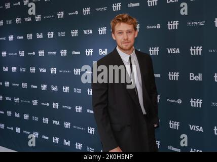 Toronto, Kanada. 11. September 2022. Joe Alwyn nimmt 2022 am Toronto International Film Festival Teil - 'Catherine Called Birdy' Premiere Credit: Sharon Dobson/Alamy Live News Stockfoto