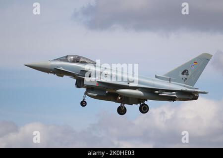 Fairford, Großbritannien, 14.. Juli 2022, deutscher Eurofighter-Taifun „Steinhoff“ kommt für das RIAT Royal International Air Tattoo, Stockfoto
