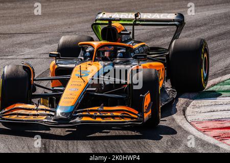 MONZA, Italien, 09. September 2022; # 3, Daniel RICCIARDO, AUS, McLaren F1 Team, MCL35M, Mercedes-Motor, während der Formel 1, F1, großer Preis von Italien, Gro Stockfoto