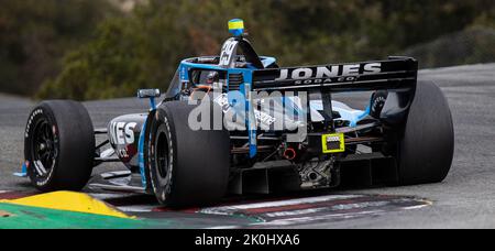 10. September 2022 Monterey, CA, USA Andretti Steinbrenner Rookie-Fahrer Devlin DeFrancesco, der während des Firestone Grand Prix von Monterey # 2 auf dem WeatherTech Raceway Laguna Seca Monterey, CA Thurman James / CSM in den Korkenzieher fährt Stockfoto