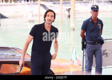 VENEDIG, ITALIEN - 08. SEPTEMBER: Adrien Brody wird während der Internationalen Filmfestspiele Venedig 79. am 08. September 2022 in Venedig, Italien, zu sehen sein. (Foto b Stockfoto