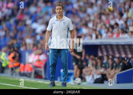 Sevilla FC-Cheftrainer Julen LopeteguiSevilla FC-Cheftrainer Julen Lopetegui während des La Liga-Spiels zwischen RCD Espanyol und Sevilla FC spielte am 9. September 2022 im RCDE-Stadion in Barcelona, Spanien. (Foto von Bagu Blanco / PRESSIN) Stockfoto