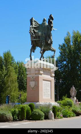 Rodrigo Díaz de Vivar 'El Cid' Statue auf einem Pferd Zeigt ein Schwert in die Mitte der Straße hinein Burgos Kastilien und Leon Spanien Stockfoto