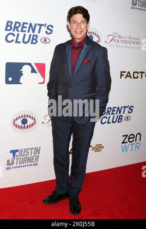 BJ Korros bei der Ankunft für das Summer Spectacular zugunsten der Brent Shapiro Foundation for Drug Prevention, Beverly Hilton Hotel, Beverly Hills, CA 10. September 2022. Foto: Priscilla Grant/Everett Collection Stockfoto