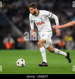 07 Sep 2022 - Tottenham Hotspur gegen Marseille - UEFA Champions League - Gruppe D - Tottenham Hotspur Stadium Rodrigo Bentancur von Tottenham Hotspur gegen Marseille. Picture : Mark Pain / Alamy Stockfoto