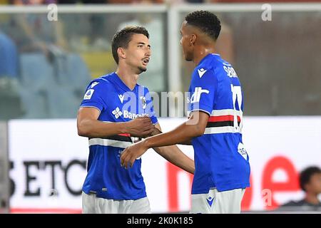 Foto Tano Pecoraro/LaPresse 10 Settembre 2022 - Genua, Italia Sport, CalcioSampdoria vs Milan - Campionato italiano di calcio Serie A Tim 2022/2023 - Stadio Luigi FerrarisNella foto: Esultanza djuricicicicPhoto Tano Pecoraro/LaPresse 10. September 2022 - Genua, Italien Sport, Fußball Sampdoria vs Milan - Italienische Serie A Fußballmeisterschaft 2022/2023 - Luigi Ferraris StadiumAuf dem Foto: Djuricic Jubel Stockfoto