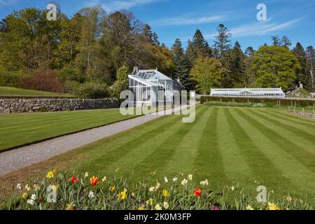 Schottland, Balmoral, Balmoral Castle, 2019, Mai, 14: Die Gärten von Balmoral Castle, Royal Deeside, Schottland. Stockfoto