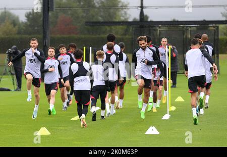 Liverpool Spieler während einer Trainingseinheit im AXA Training Center, Liverpool. Bilddatum: Montag, 12. September 2022. Stockfoto