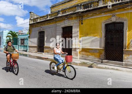 Radfahrer Historisches Zentrum von Merida, Yucatan, Mexiko Stockfoto