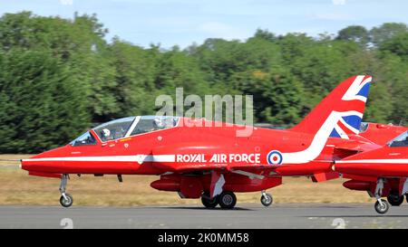 Fairford, Großbritannien - 15. Juli 2022: RAF Kunstflugteam Red Arrows Air Show Performance Stockfoto