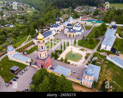 Luftaufnahme von Voznesenskaya Davidovsky poustinia Stockfoto