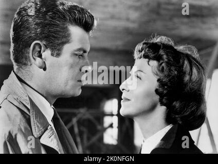 Jose Suarez, Betsy Blair, am Set des spanischen Films, 'The Lovemaker', ursprünglicher spanischer Titel: 'Calle Mayor', alias 'Main Street', Suevia Films, U.S. Vertrieb: Trans-Lux Pictures, 1956 Stockfoto
