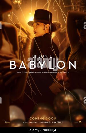 VERÖFFENTLICHUNGSDATUM: 6. Januar 2023. TITEL: Babylon. STUDIO: Paramount Pictures. REGIE: Damien Chazelle. HANDLUNG: In Hollywood während des Übergangs von Stummfilmen zu Talkies, mit Fokus auf eine Mischung aus historischen und fiktionalen Charakteren. MIT Li JUN LI als Lady Fay Zhu. (Kreditbild: © Paramount Pictures/Entertainment Pictures) Stockfoto