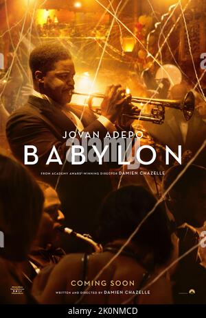 VERÖFFENTLICHUNGSDATUM: 6. Januar 2023. TITEL: Babylon. STUDIO: Paramount Pictures. REGIE: Damien Chazelle. HANDLUNG: In Hollywood während des Übergangs von Stummfilmen zu Talkies, mit Fokus auf eine Mischung aus historischen und fiktionalen Charakteren. MIT JOVAN ADEPO als Sidney Palmer. (Kreditbild: © Paramount Pictures/Entertainment Pictures) Stockfoto