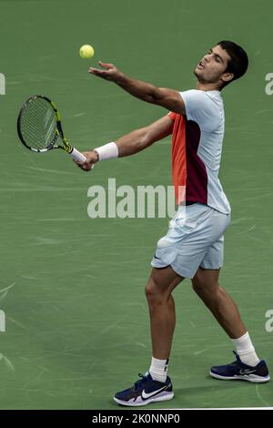 New York, USA, 11/09/2022, Carlos Alcaraz (ESP) Gewinner, der im Herrenfinale bei den US Open 2022 antritt. Quelle: Paul J Sutton/PCN/AFLO/Alamy Live News Stockfoto